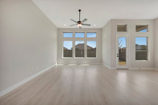 11724 Wildwood Street, Justin, TX 76247