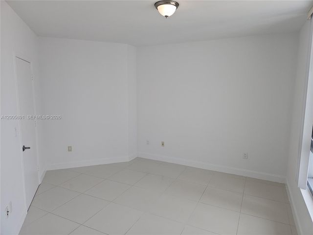 350 S Miami Ave 3111, Miami, FL 33130