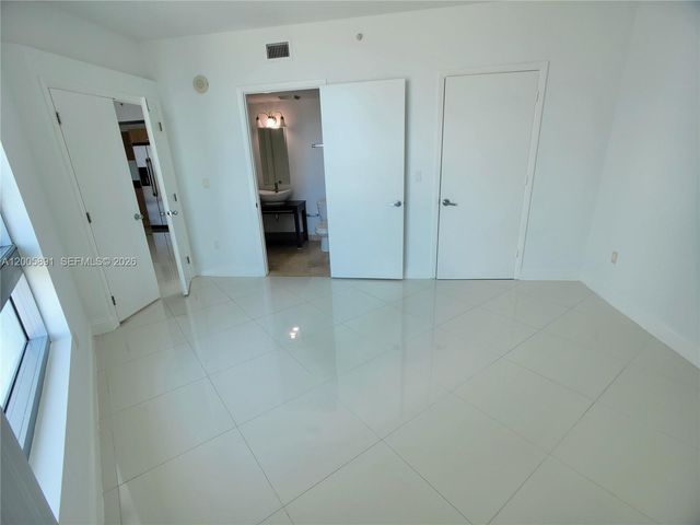 350 S Miami Ave 3111, Miami, FL 33130