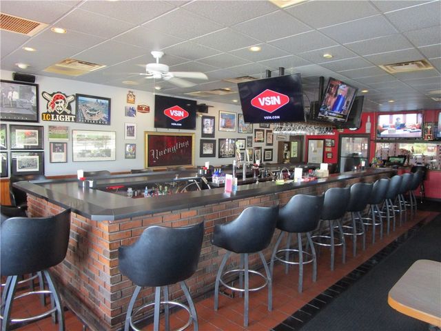 1456 Lincoln Hwy, N Versailles, PA 15137