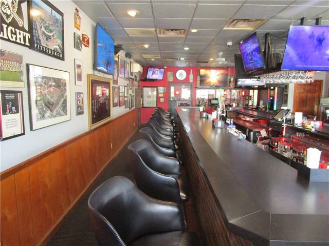 1456 Lincoln Hwy, N Versailles, PA 15137