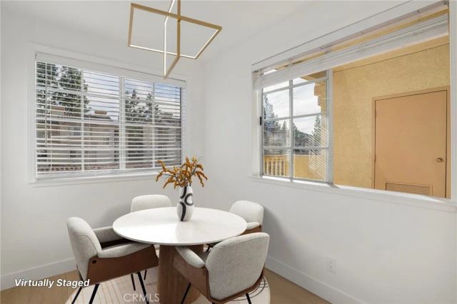 5799 Freebird Lane 102, Oak Park, CA 91377
