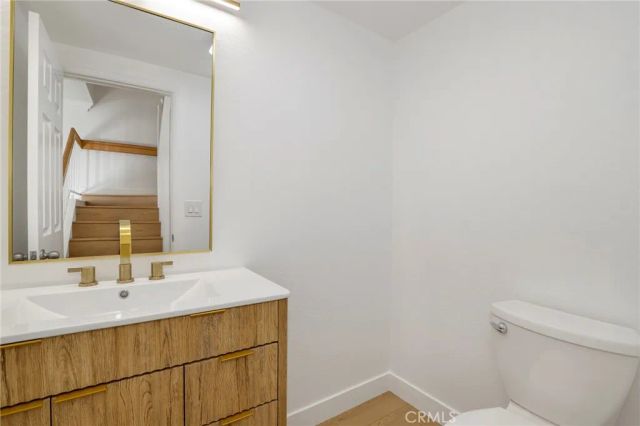 5799 Freebird Lane 102, Oak Park, CA 91377