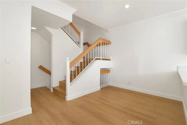 5799 Freebird Lane 102, Oak Park, CA 91377