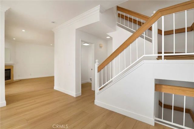 5799 Freebird Lane 102, Oak Park, CA 91377