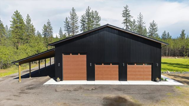 27422 N Hardesty Rd, Chattaroy, WA 99003