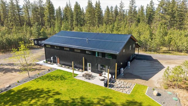 27422 N Hardesty Rd, Chattaroy, WA 99003