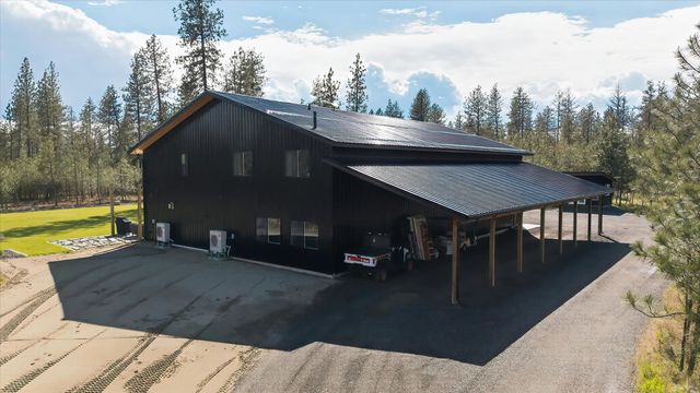 27422 N Hardesty Rd, Chattaroy, WA 99003