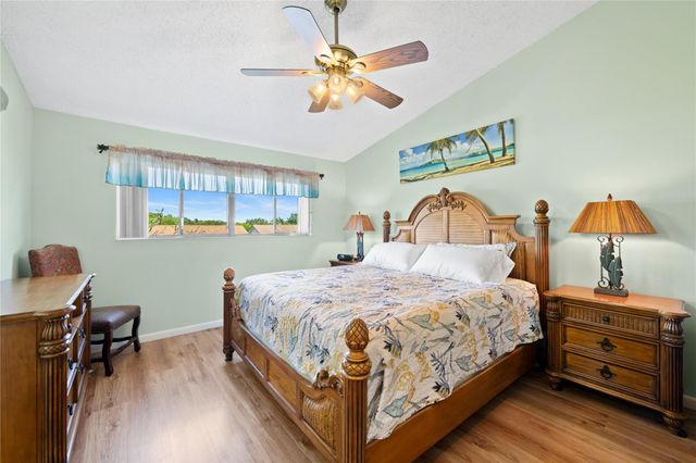 2215 Discovery Cir 2215, Deerfield Beach, FL 33442