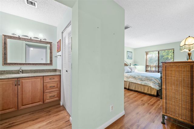 2215 Discovery Cir 2215, Deerfield Beach, FL 33442