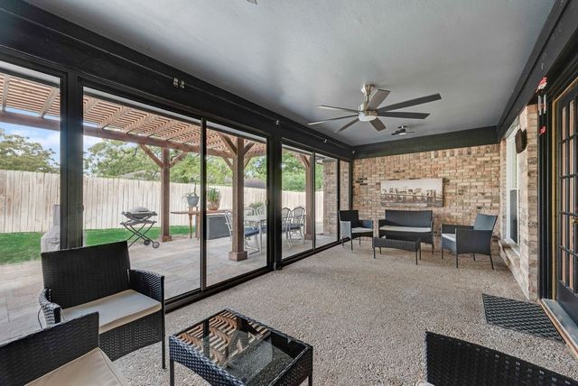 6155 Highwoods Court, Fort Worth, TX 76112