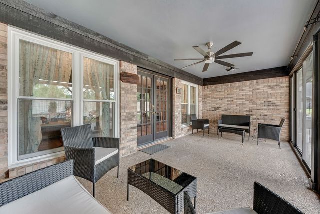 6155 Highwoods Court, Fort Worth, TX 76112