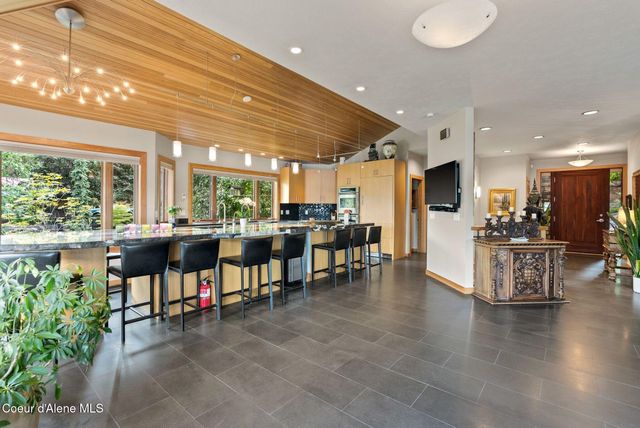 5357 E Hayden Lake RD, Hayden, ID 83835