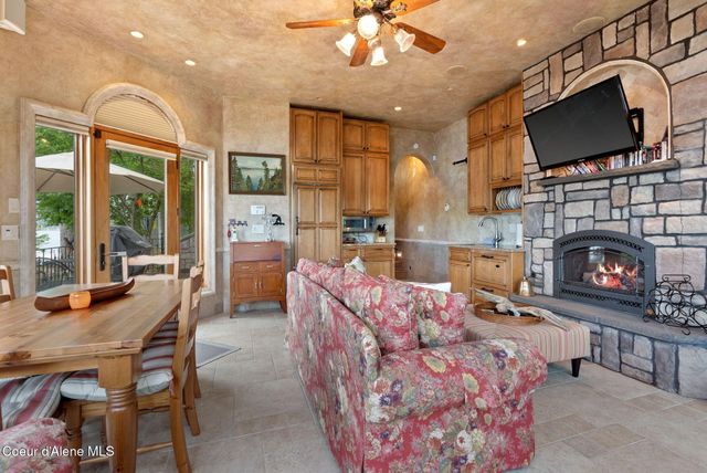5357 E Hayden Lake RD, Hayden, ID 83835