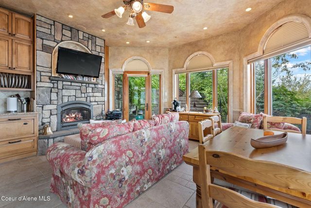 5357 E Hayden Lake RD, Hayden, ID 83835