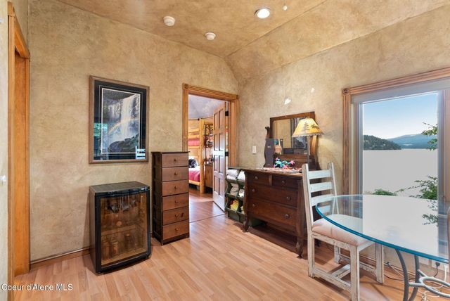 5357 E Hayden Lake RD, Hayden, ID 83835