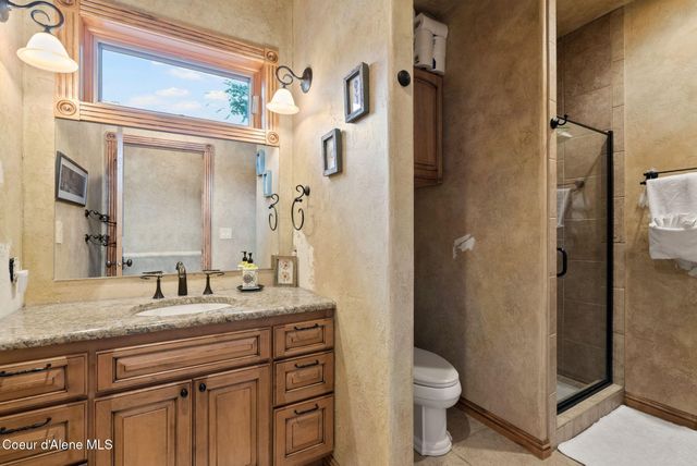 5357 E Hayden Lake RD, Hayden, ID 83835