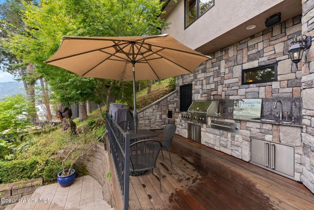 5357 E Hayden Lake RD, Hayden, ID 83835