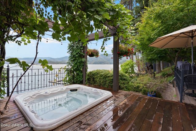 5357 E Hayden Lake RD, Hayden, ID 83835