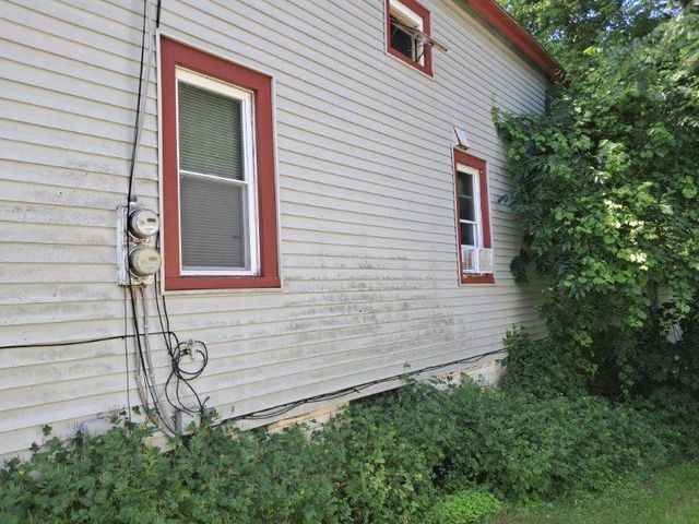 33 Hazel Street, Rutland City, VT 05701