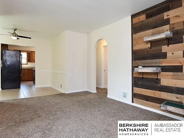 1921 N Maxwell Avenue, Fremont, NE 68025