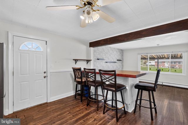 809 QUINCE LN, Secane, PA 19018