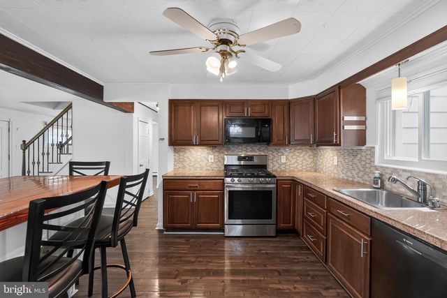 809 QUINCE LN, Secane, PA 19018