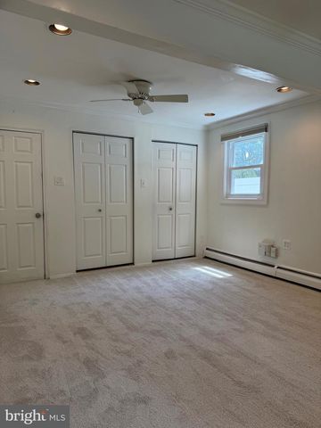 809 QUINCE LN, Secane, PA 19018