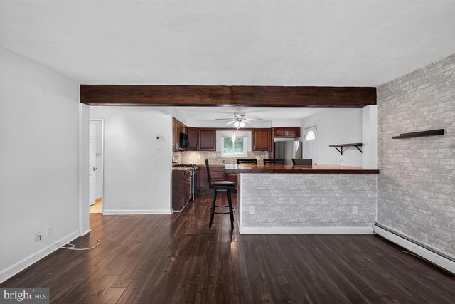 809 QUINCE LN, Secane, PA 19018
