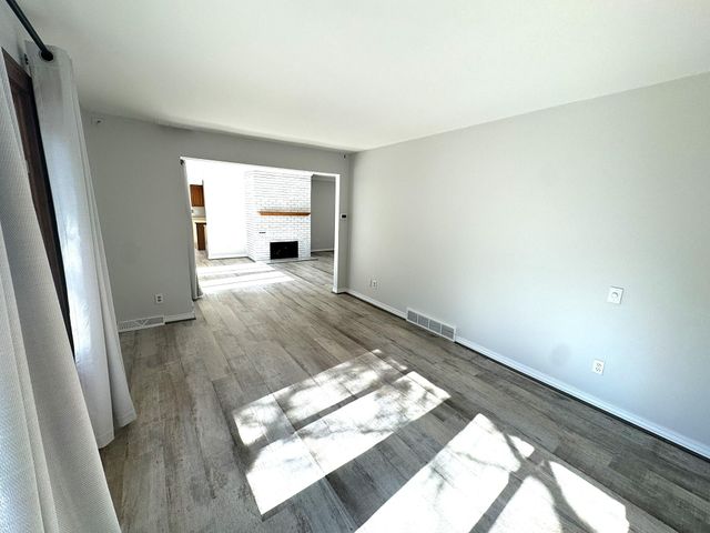 978 Blue Heron Drive, Highland Twp, MI 48357