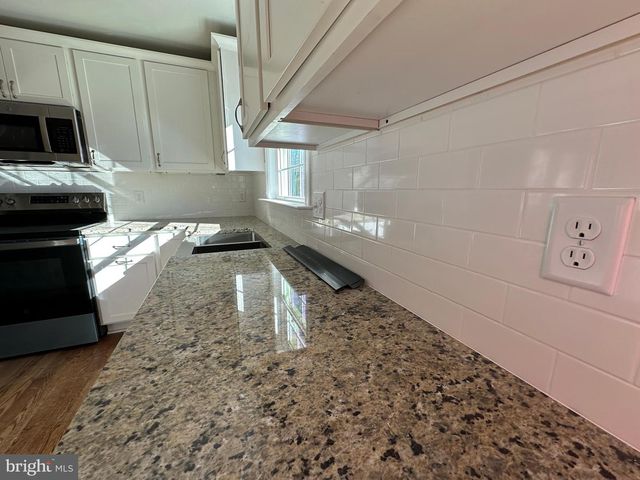 116 PINTO, Winchester, VA 22602