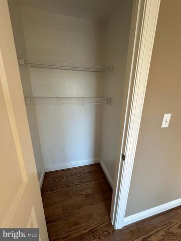 116 PINTO, Winchester, VA 22602