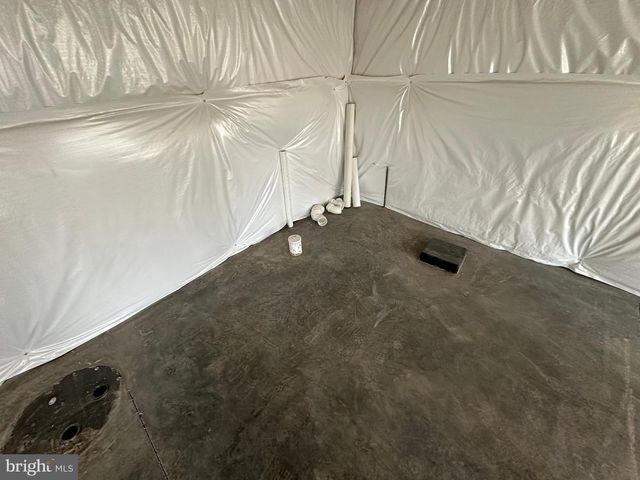 116 PINTO, Winchester, VA 22602