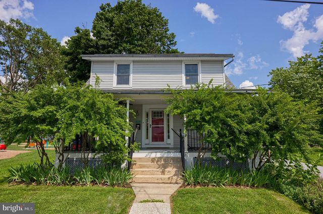 6045 PINE ST, East Petersburg, PA 17520