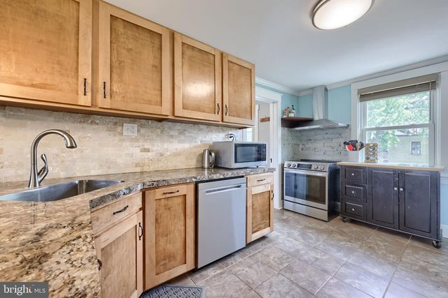6045 PINE ST, East Petersburg, PA 17520