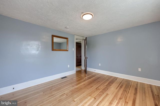 6045 PINE ST, East Petersburg, PA 17520