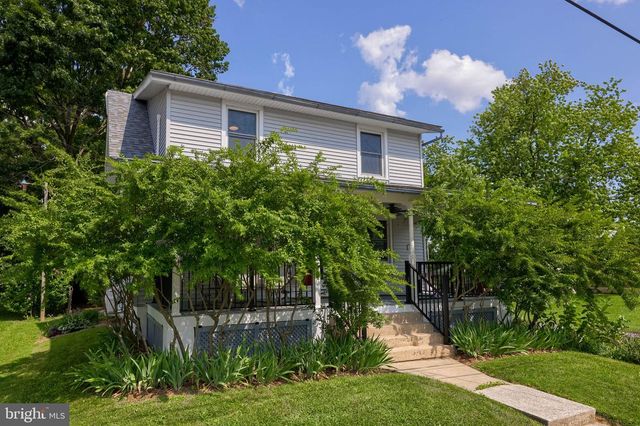 6045 PINE ST, East Petersburg, PA 17520