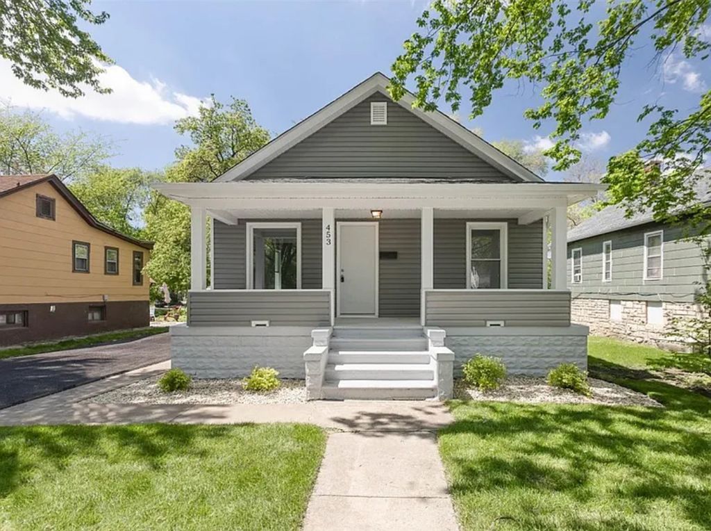 453 Water Street, Joliet, IL 60436