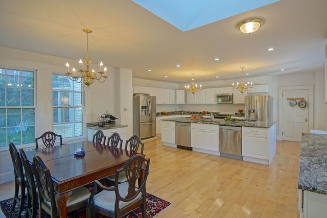 53 Austin Street, Portsmouth, NH 03801