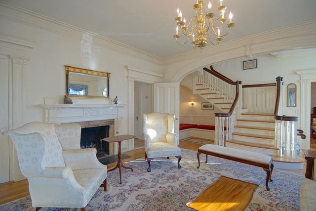 53 Austin Street, Portsmouth, NH 03801