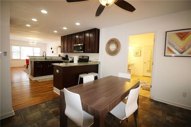 1875 Brewer Boulevard SW B, Atlanta, GA 30310