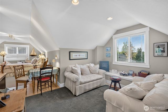 5604 33rd Street Ct NW, Gig Harbor, WA 98335