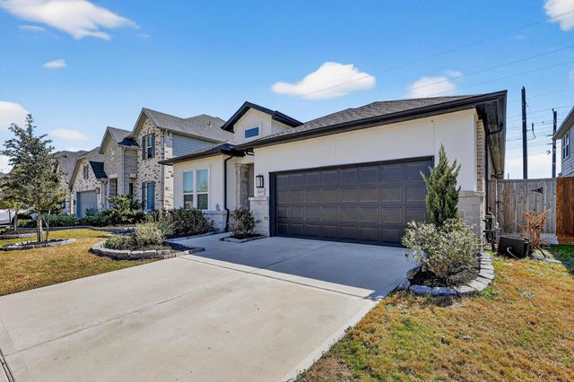 21615 Angelina Bay Drive, Cypress, TX 77433