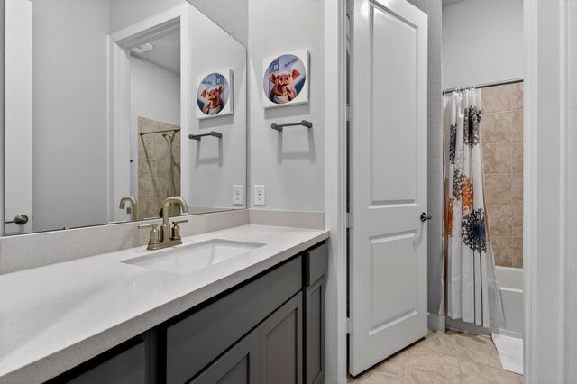 21615 Angelina Bay Drive, Cypress, TX 77433