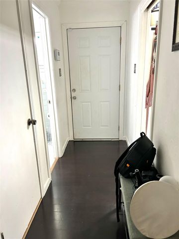 1802 14th Avenue N, Texas City, TX 77590