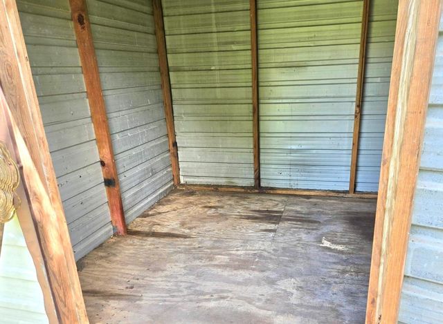 1802 14th Avenue N, Texas City, TX 77590