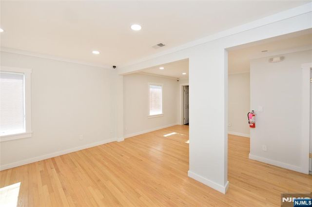 24 Farview Terrace, Paramus, NJ 07652