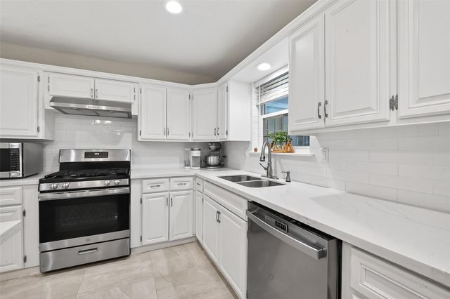 1626 Seagate Lane, Houston, TX 77062