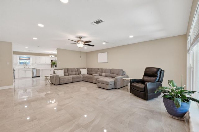 1626 Seagate Lane, Houston, TX 77062