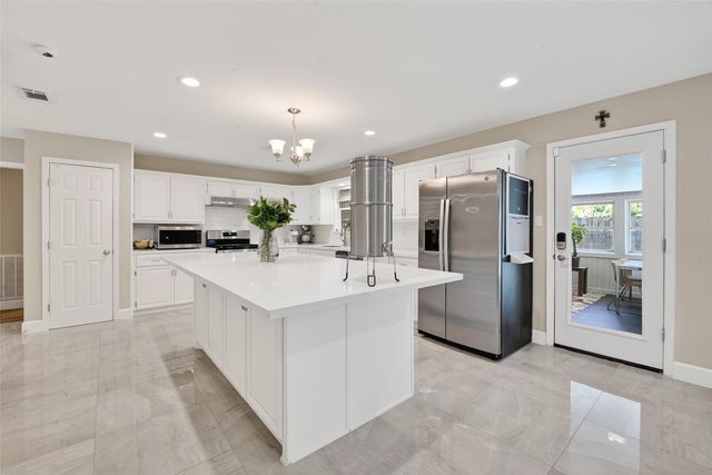 1626 Seagate Lane, Houston, TX 77062